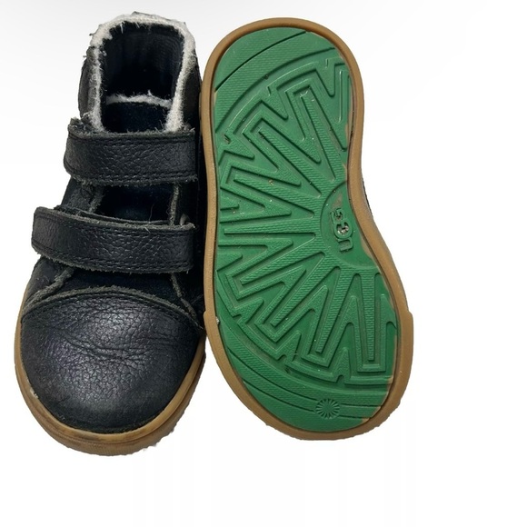 UGG Rennon II Style Boots Toddler Size 6 Leather Black Hightop - Picture 4 of 5
